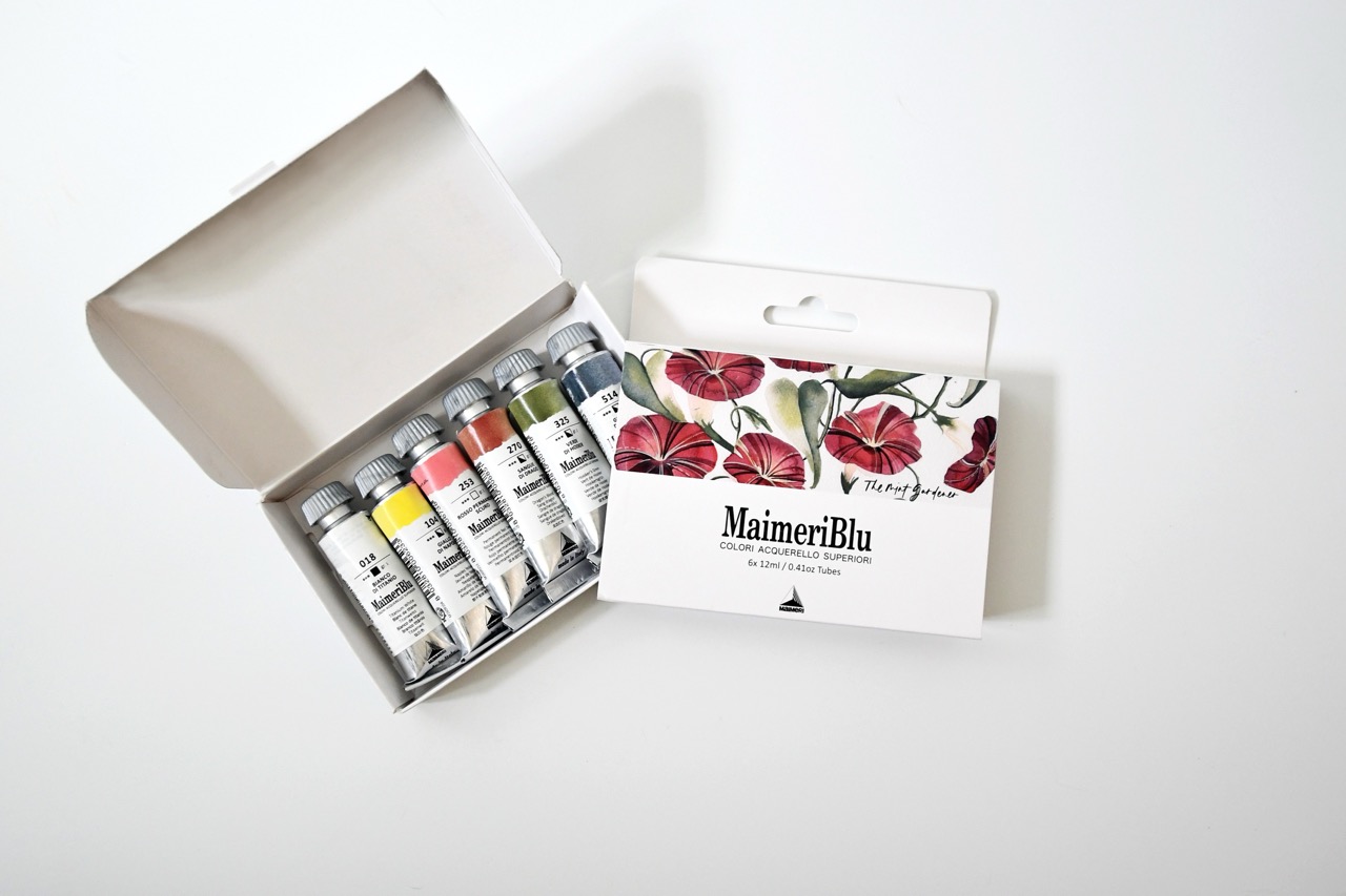 Tubes of paint in a variety of colors, MaimeriBlu Packaging